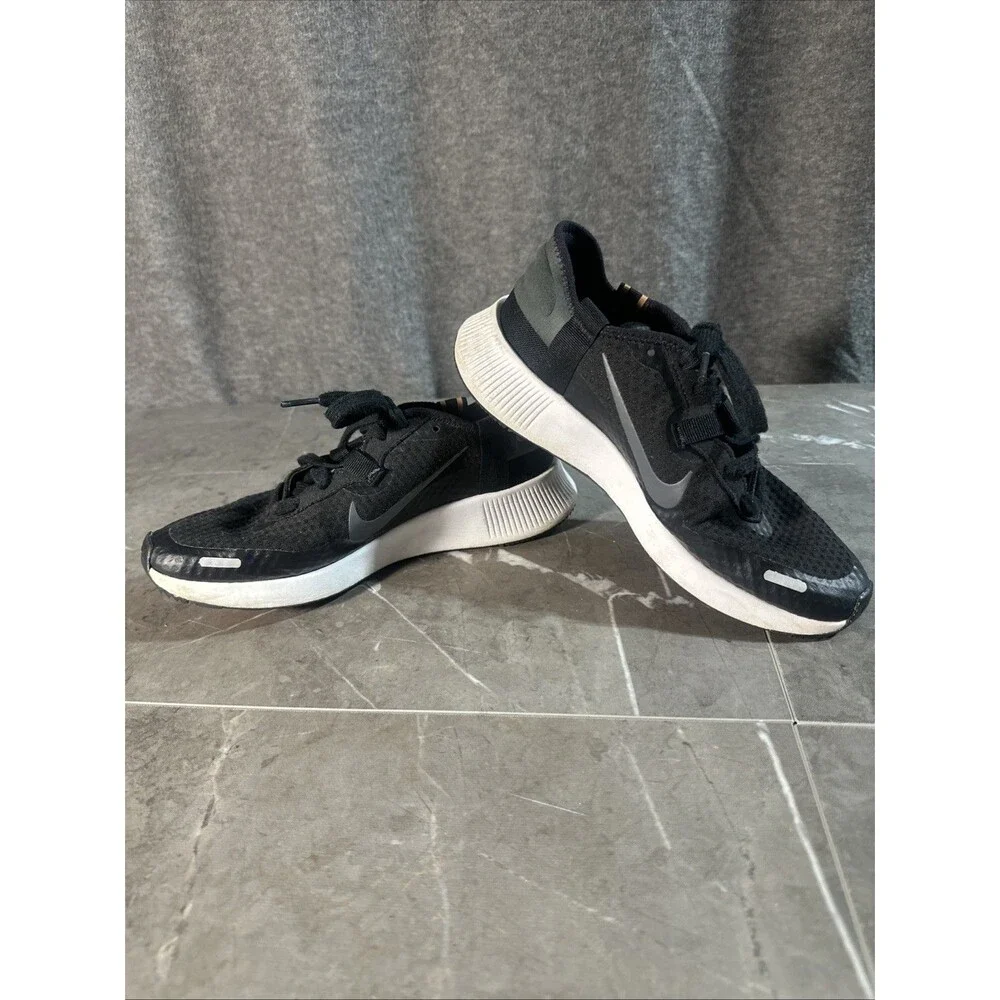 Nike Respoto Black Running Shoes CZ5630-002 Women’s Size 8 B16